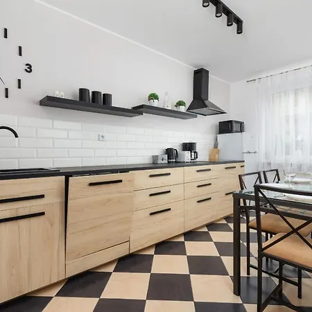 Apartment Apartment Parking I Taras Krakow Raciborska By Renters